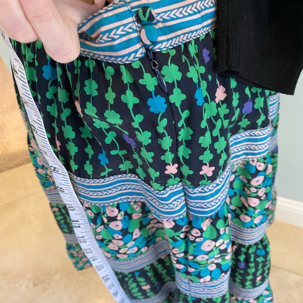 Marc Jacobs Floral Tiered Midi Skirt in Green with Pink Accents - Picture 2 of 4